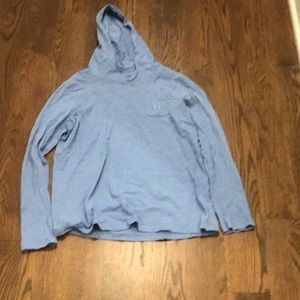 Vineyard Vines t-shirt